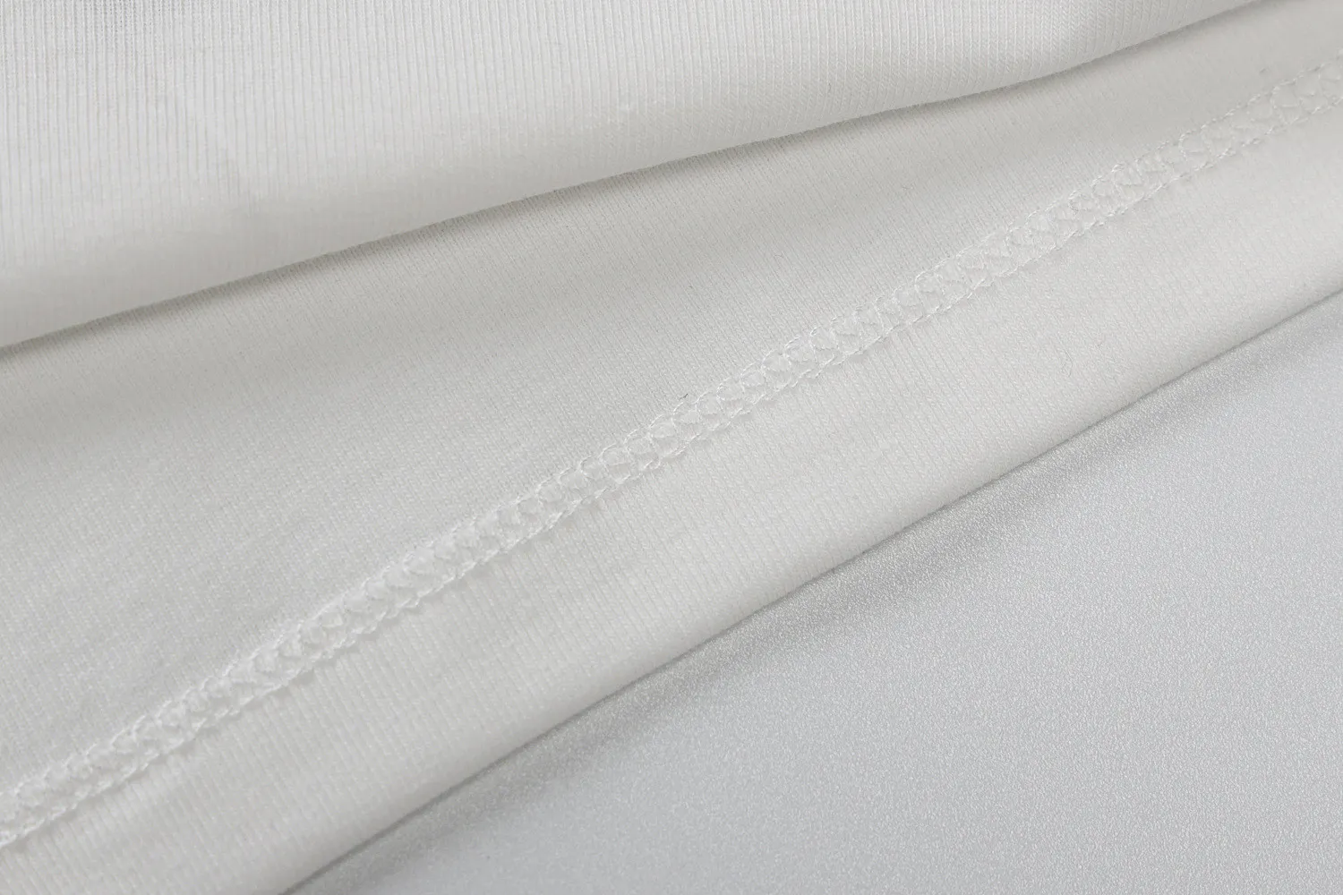 Women Round Neck Letter Printed Crop T-Shirt - Image 2