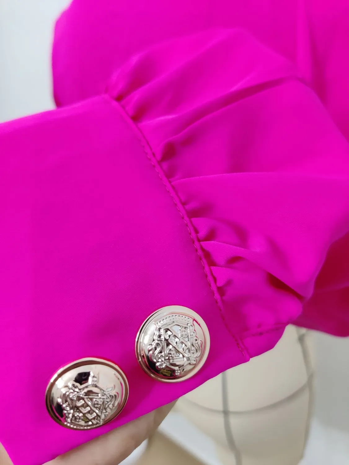 Women's V-Neck Sexy Long-Sleeved Short Slim Waist Puff Sleeve Solid Color Pleated Shirt - Image 16