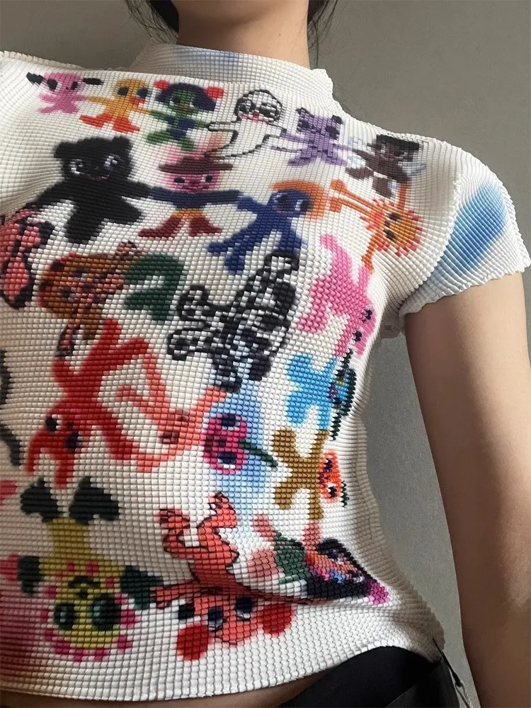 Ladies Print Short Sleeve Graffiti Top - Image 8