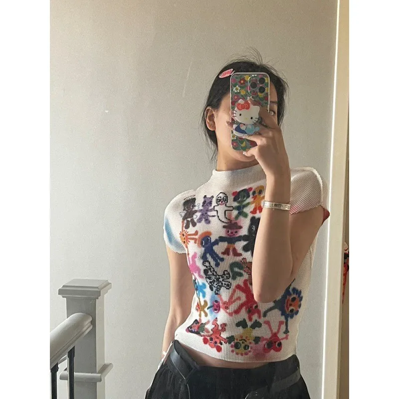 Ladies Print Short Sleeve Graffiti Top - Image 3