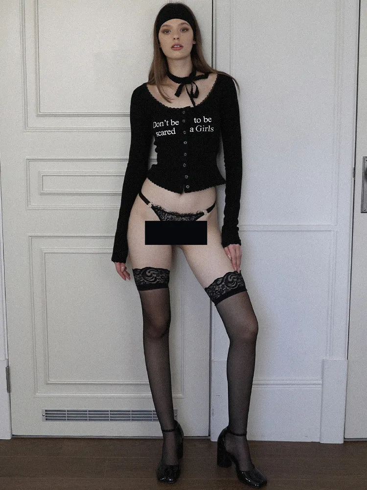 Autumn Fashion Trend U-neck Long-sleeved Knitting Cardigan Buttoned Slim T-shirt Top - Image 7