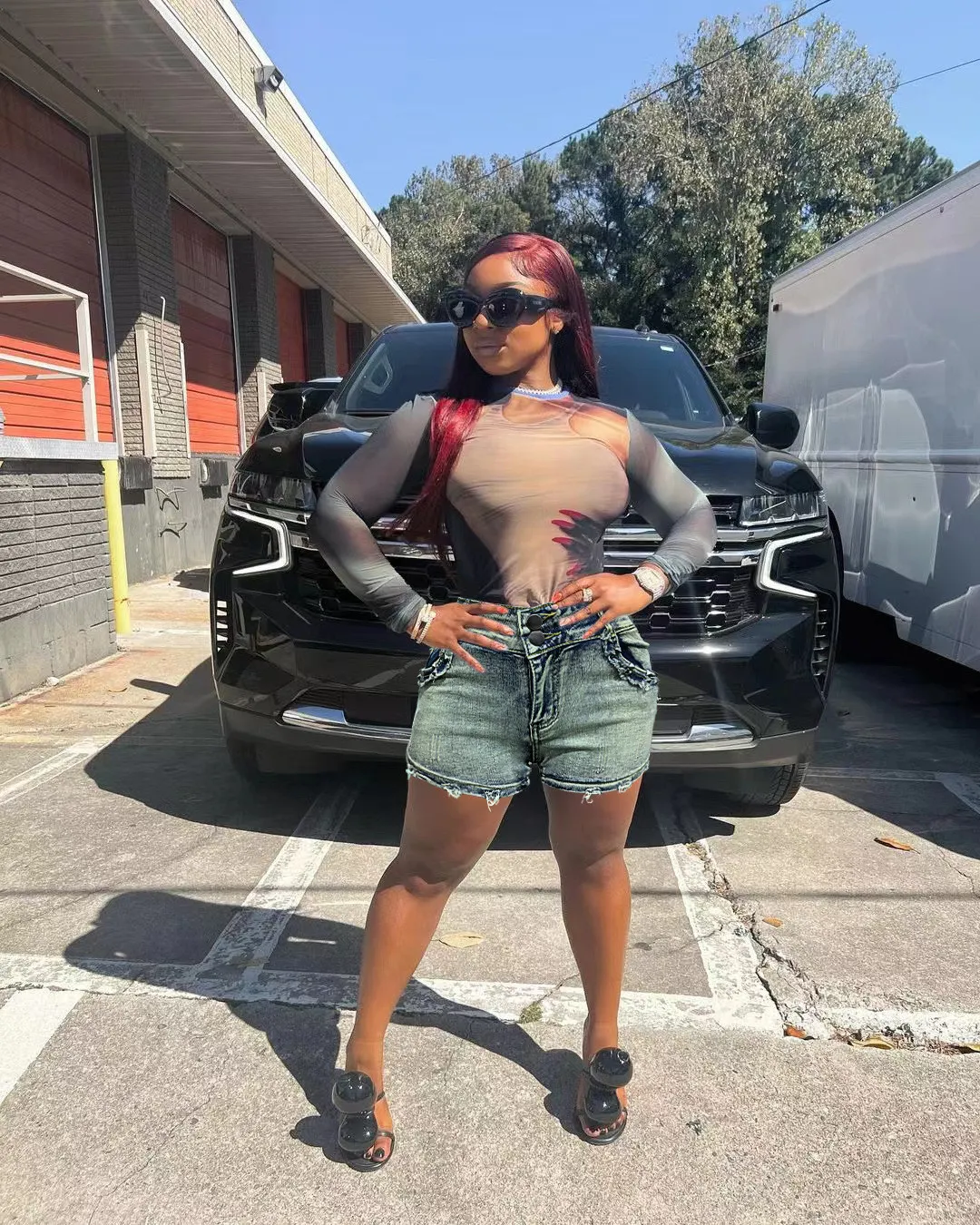 Denim Mid Rise Fashion Women's Denim Shorts - Image 7