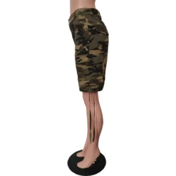 Women Camo Drawstring Cargo Shorts (Excluding Belt)