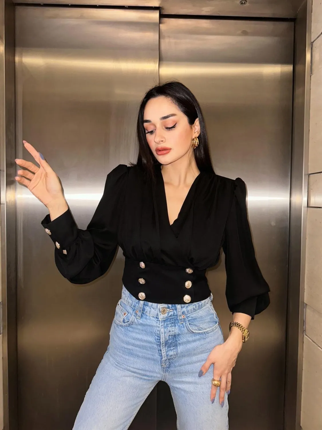 Women's V-Neck Sexy Long-Sleeved Short Slim Waist Puff Sleeve Solid Color Pleated Shirt - Image 12